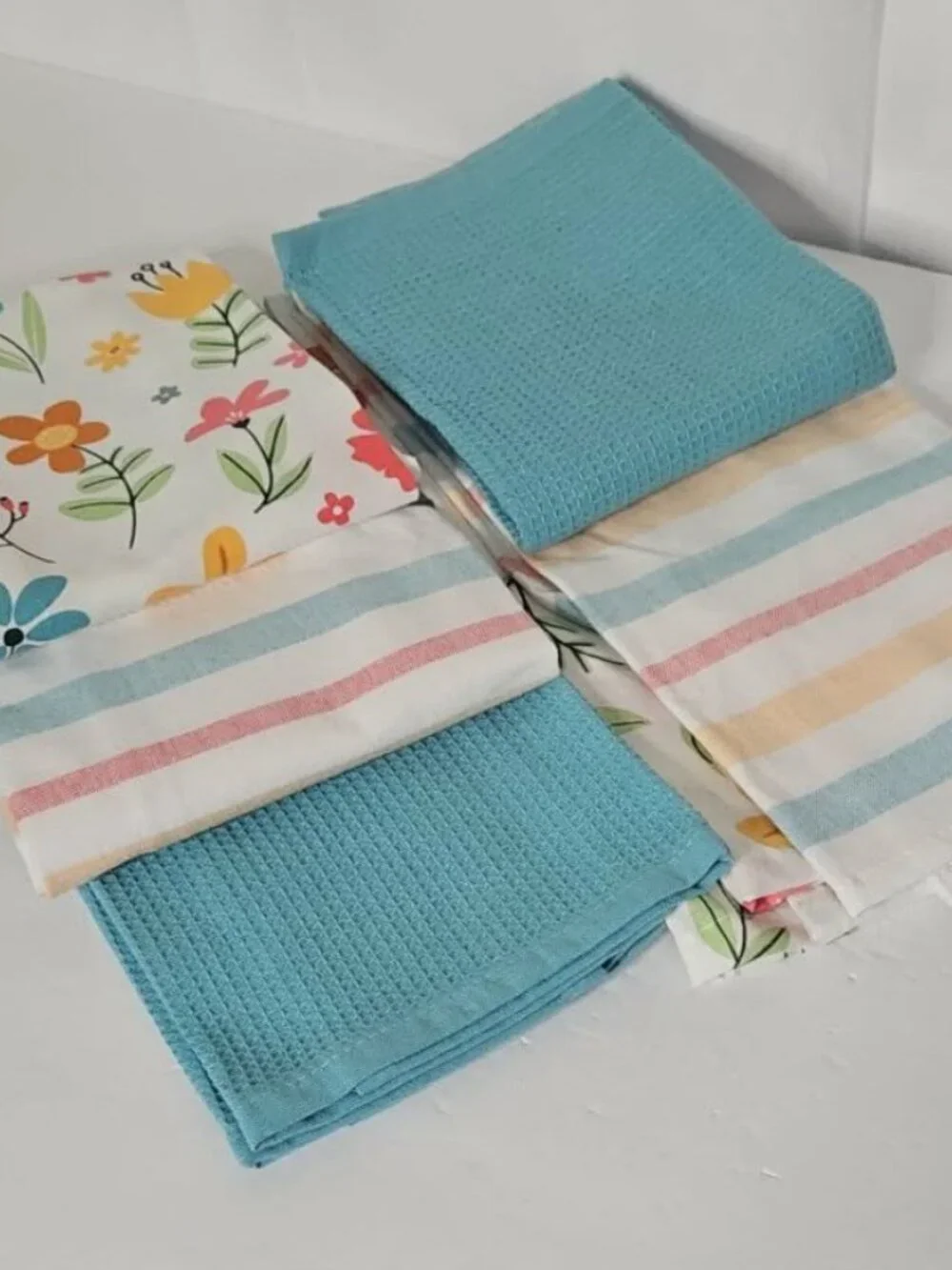 New 12-Piece Kitchen Towel Set, Pastel Floral Waffle Weave Cotton